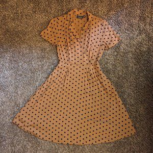 Modcloth Tan V-Neck Polk Dot Dress w/ Pockets (Size XXS)